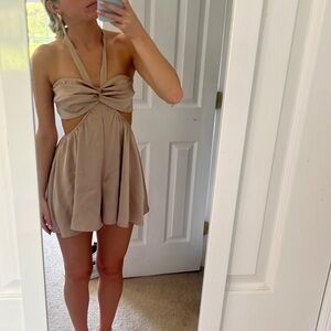 princess polly 2 piece set romper//silky/ size 6